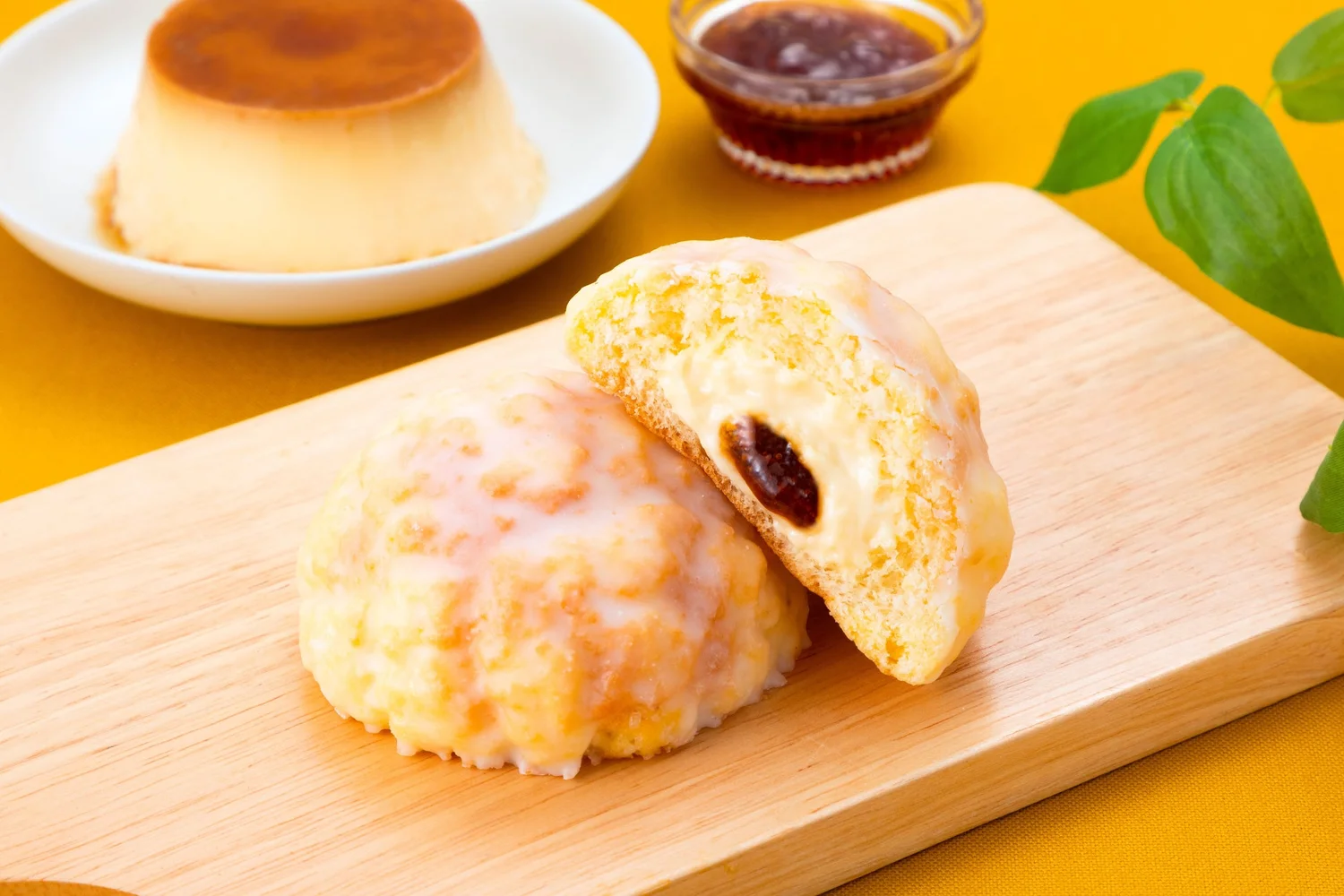 Package design of the Hattendo Chilled Custard Pudding Melon Pan