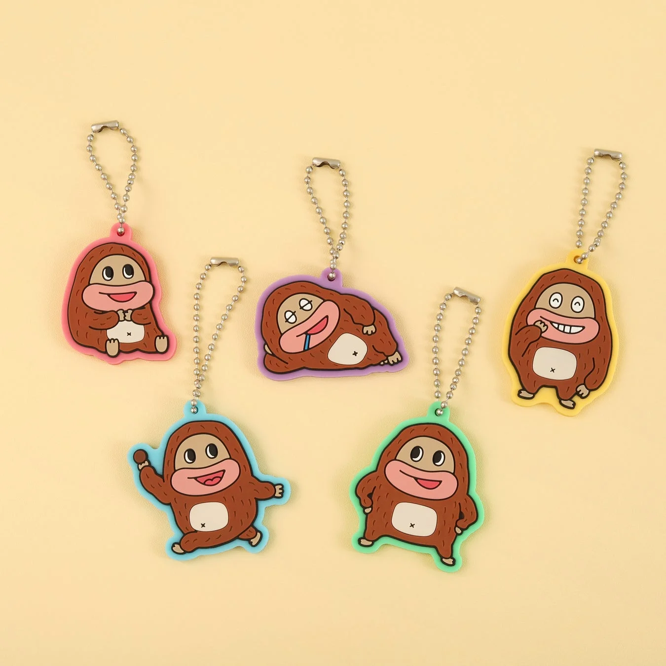 Rubber keychains with various poses of Chocojiro