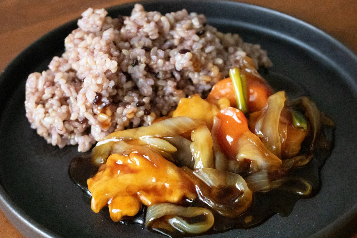 Nutritious meal with various vegetables and brown rice