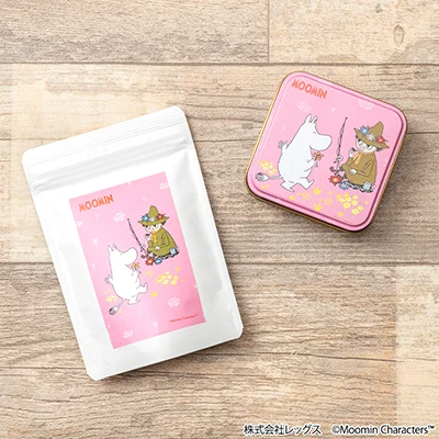 Product image of the Moomin Strawberry Candy Tin and Japanese Black Tea gift set