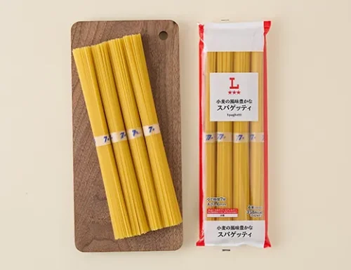 밀의 풍미가 풍부한 스파게티