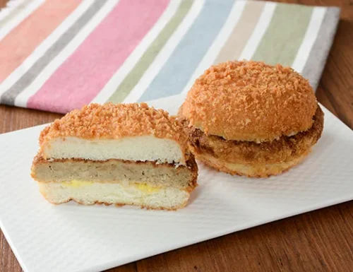 Overflowing Minced Cutlet Burger
