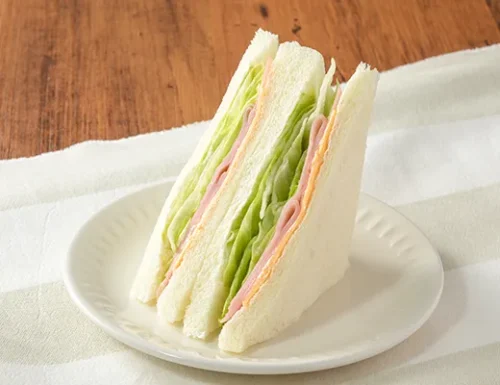 Lettuce Sandwich