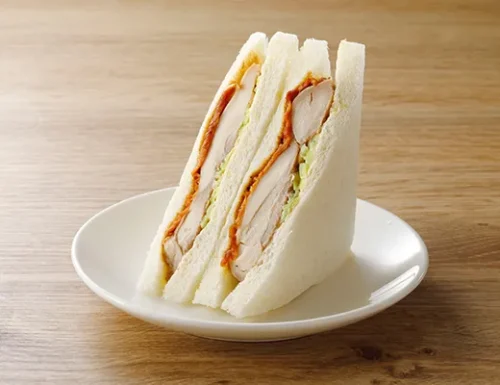 Honetsukidori-style Chicken Sandwich
