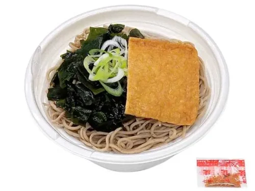Soba with Wakame Seaweed and Fried Tofu