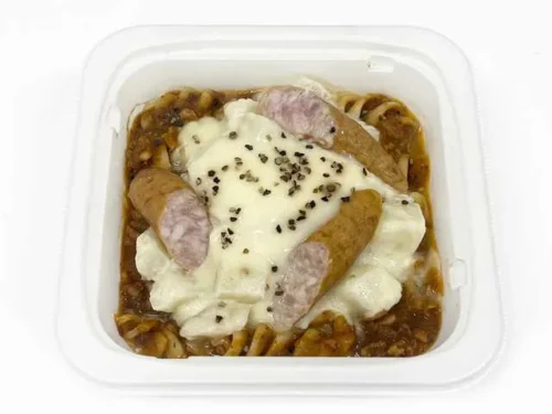 Meat and Cream Potatoes with Melted Cheese Sauce