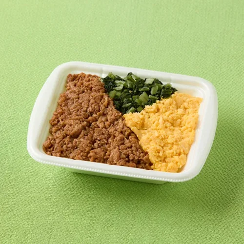 닭고기의 감칠맛! 닭고기 소보로 도시락