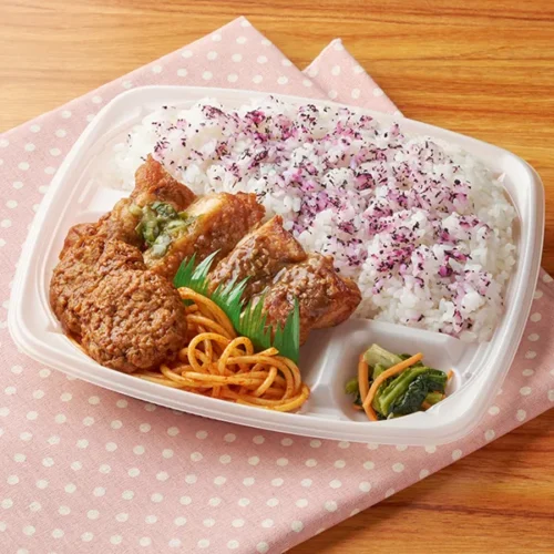 곱빼기 밥! 모둠 가라아게와 츠쿠네 도시락
