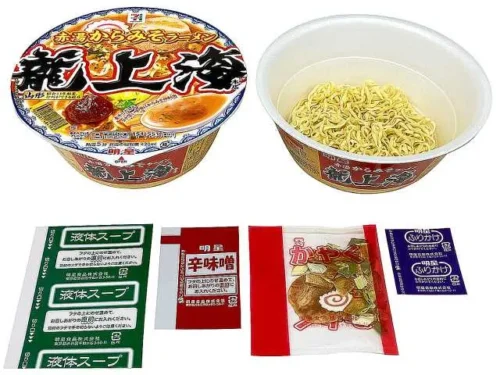 7プレミアム 龍上海本店 赤湯からみそラーメン