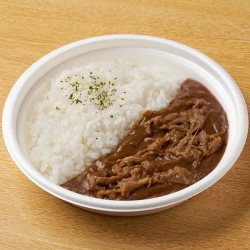 소고기의 감칠맛이 돋보이는 유럽식 비프 카레