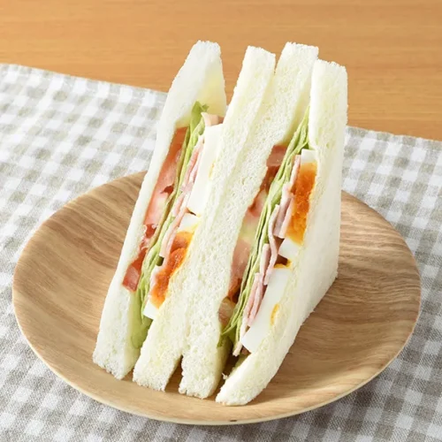 Bacon, Lettuce & Tomato Sandwich