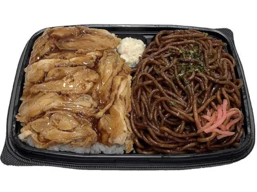 Chicken Rice & Yakisoba Bento