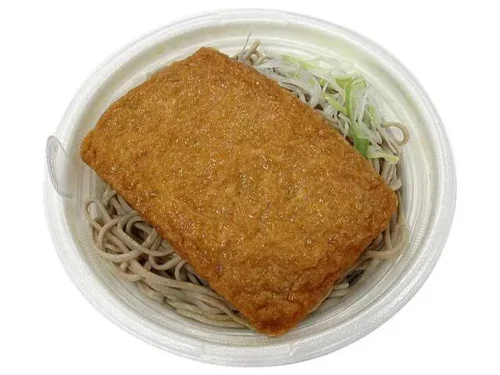 육수가 일품인 키츠네 소바