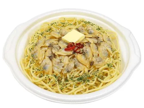 冬季限定 バター仕立てのボンゴレスープパスタ