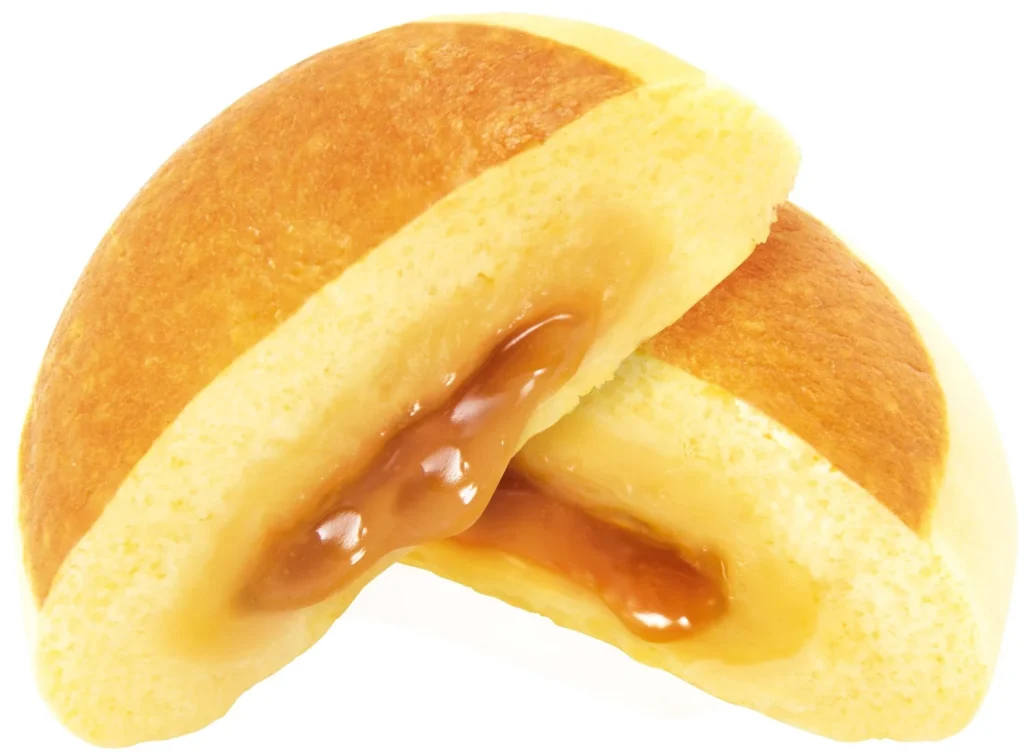 A Winter Classic Returns to FamilyMart! Morinaga’s ‘Butter-Scented Hotcake Bun’ is Back for 2025