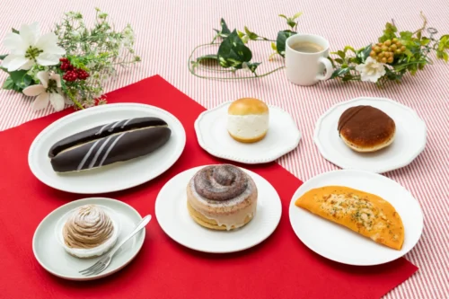 Japanese Convenience Stores Reinterpret “Italy”: From Neapolitan Bread to Authentic Sweets