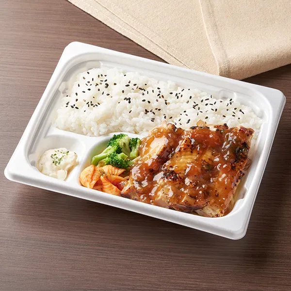 두 번 숙성한 직화 구이 치킨 스테이크 도시락