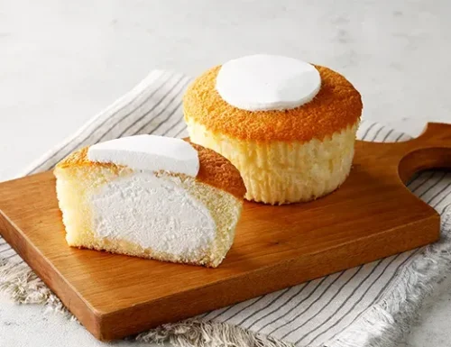 Milk Chiffon Cake with Cream (Made with Mt. Fuji Milk)