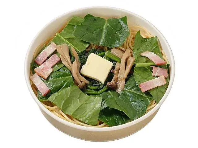 시금치 베이컨 버터 간장 파스타