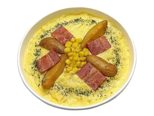 ポテトとベーコンのコーンクリームパスタ