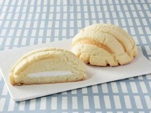 [Lawson] A Fusion of Mexican and Japanese Bread Culture? “Concha Melon Pan” Makes Its Debut