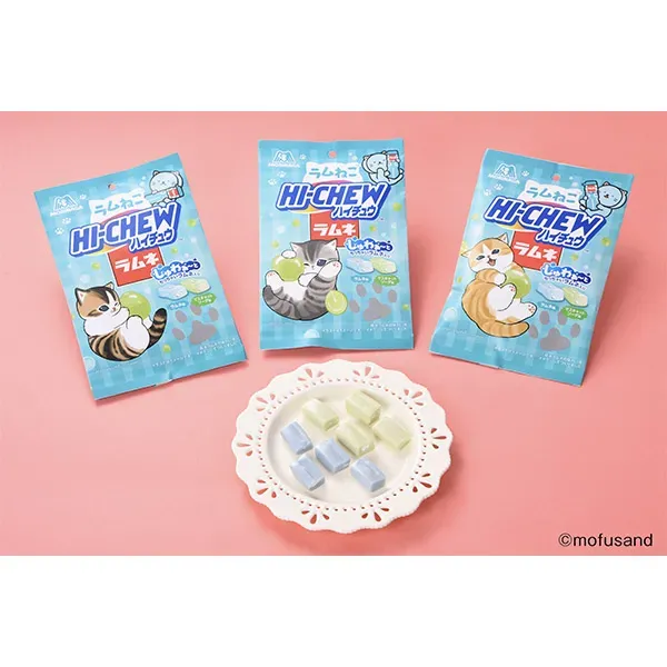 シナモロール =LOVE オリジナルアクリルネームバッジ - コンビニDB