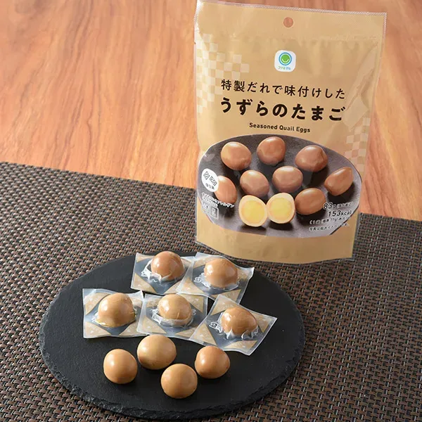 특제 소스로 맛을 낸 메추리알