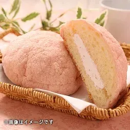 딸기 빵