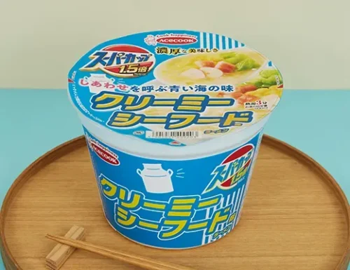 エースコック スーパーカップ1.5倍 青い海の味 クリーミーシーフード味ラーメン