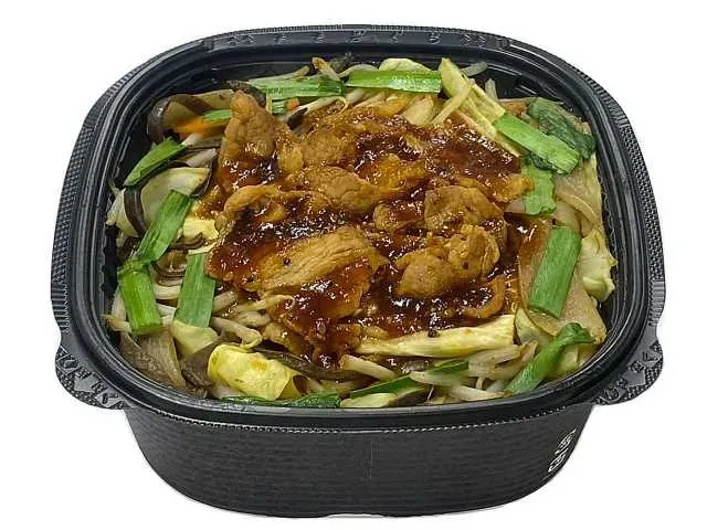 에바라 야키니쿠 타레 사용 고기 야채 볶음 덮밥