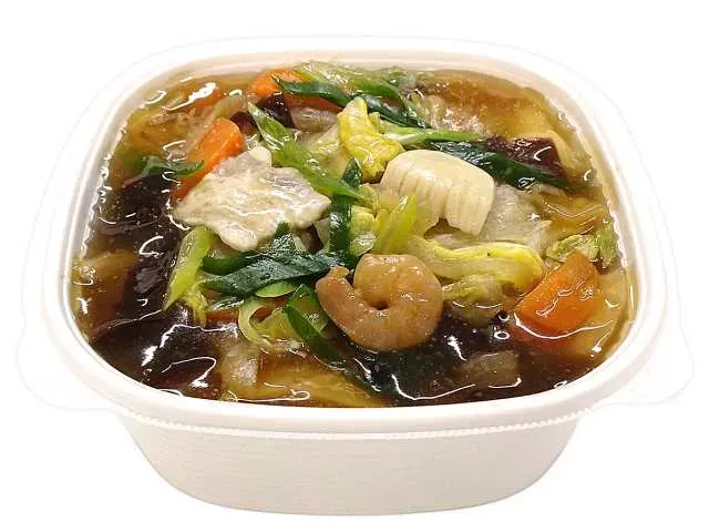 감칠맛이 살아있는 고소하게 볶은 중화 덮밥