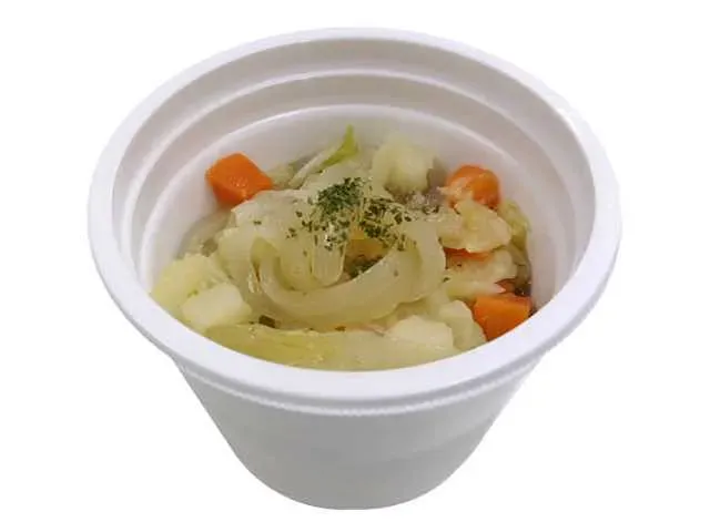 大山どり入り野菜のコンソメスープ