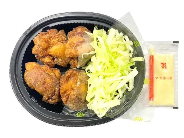Soy Sauce Fried Chicken Thigh with Mayonnaise