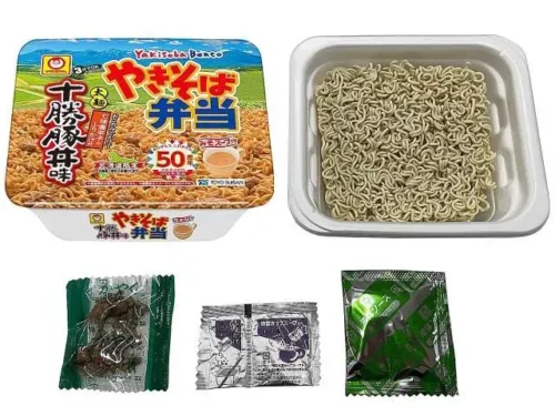 MARUCHAN 야키소바 도시락 토카치 돼지고기 덮밥맛