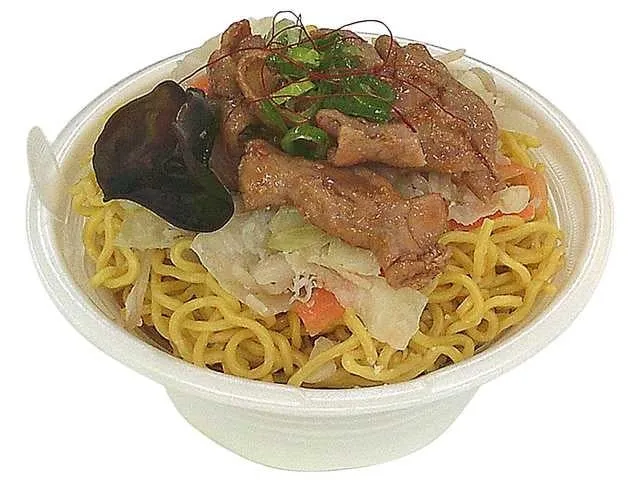 [Hokkaido Exclusive] Asahikawa’s Famous “Spicy Miso Horumon Ramen” Arrives at 7-Eleven! Experience a Japanese Local Flavor for 570 Yen ($3.80 USD)