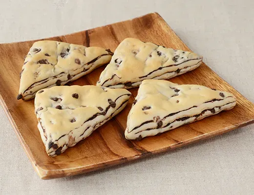 Chewy Triangular Chocolate Bread (4pcs)