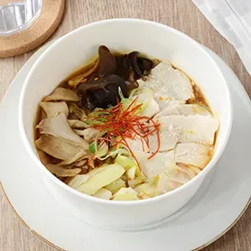 얼얼하게 매운 마라탕 (돼지고기와 버섯)