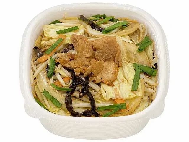 하루 1/2 분량의 야채가 들어간 감칠맛 야채 볶음 덮밥