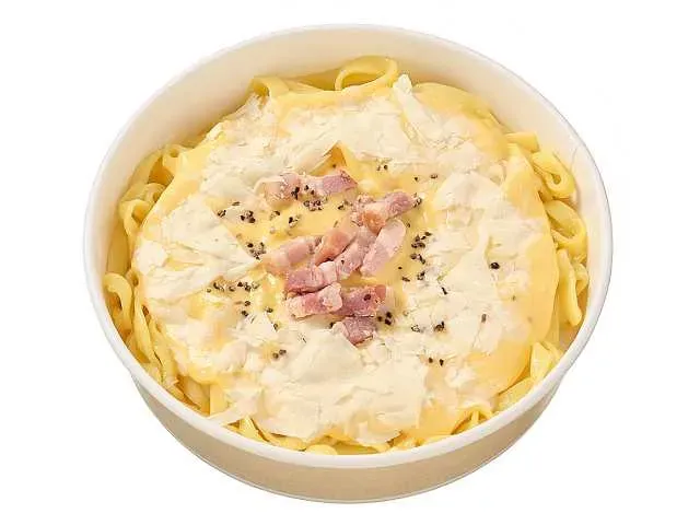 생파스타 노른자의 풍미 농후 까르보나라