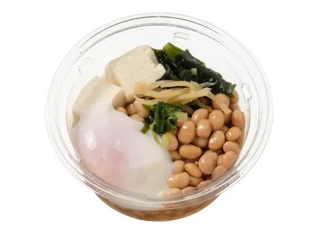 たんぱく質が摂れる だし醤油仕立ての温玉納豆