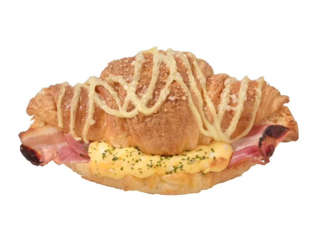 Croissant with Bacon and Egg