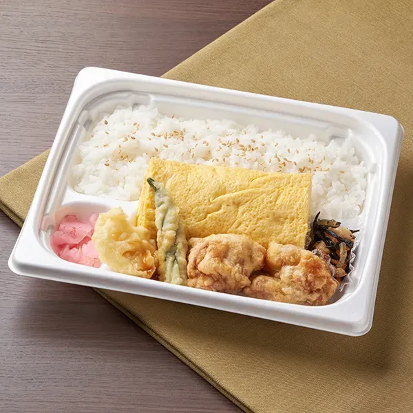 Rolled Omelet & Fried Chicken Bento