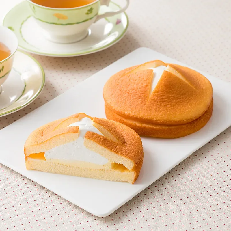 Double Cream Sandwich (Whipped & Custard)