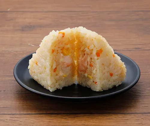 ウメダチーズラボ監修 チーズ海老ピラフ