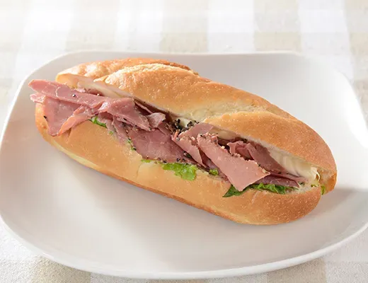 ROLLサンド パストラミビーフとチーズ