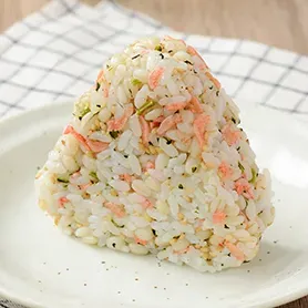 小えびと青菜の塩糀仕立てもち麦入りおにぎり