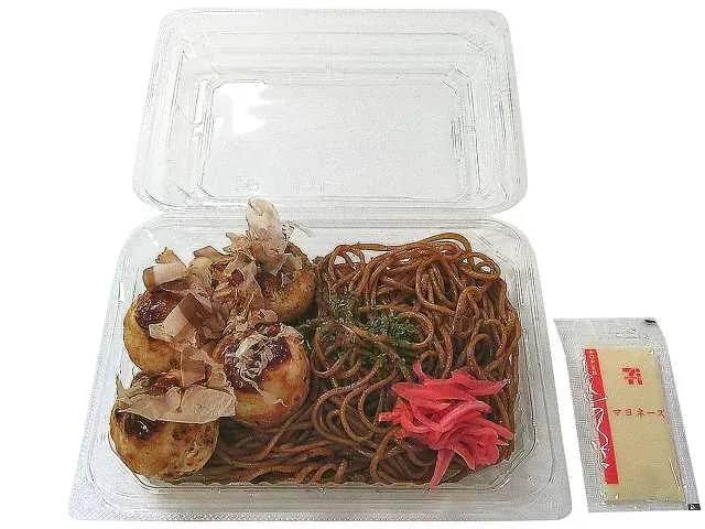 Yakisoba & Takoyaki