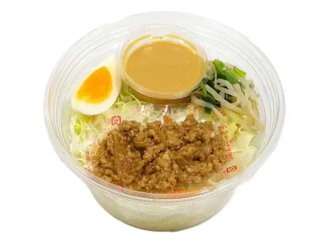 信州味噌使用 肉味噌ラーメンサラダ