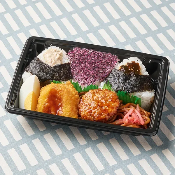 おむすび3個のミニ弁当