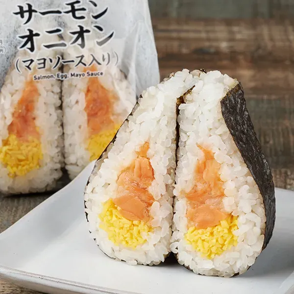 サンド寿司 サーモンオニオン(マヨソース入り)